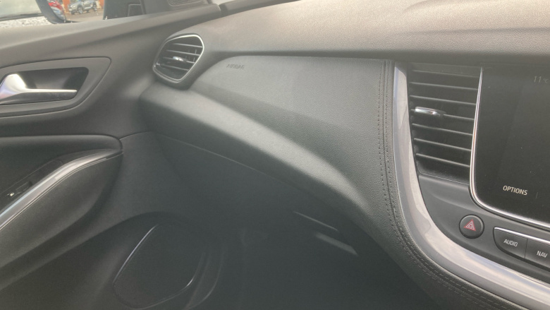 Vauxhall Grandland X 1.2 Turbo SRi Nav 5dr Petrol Hatchback